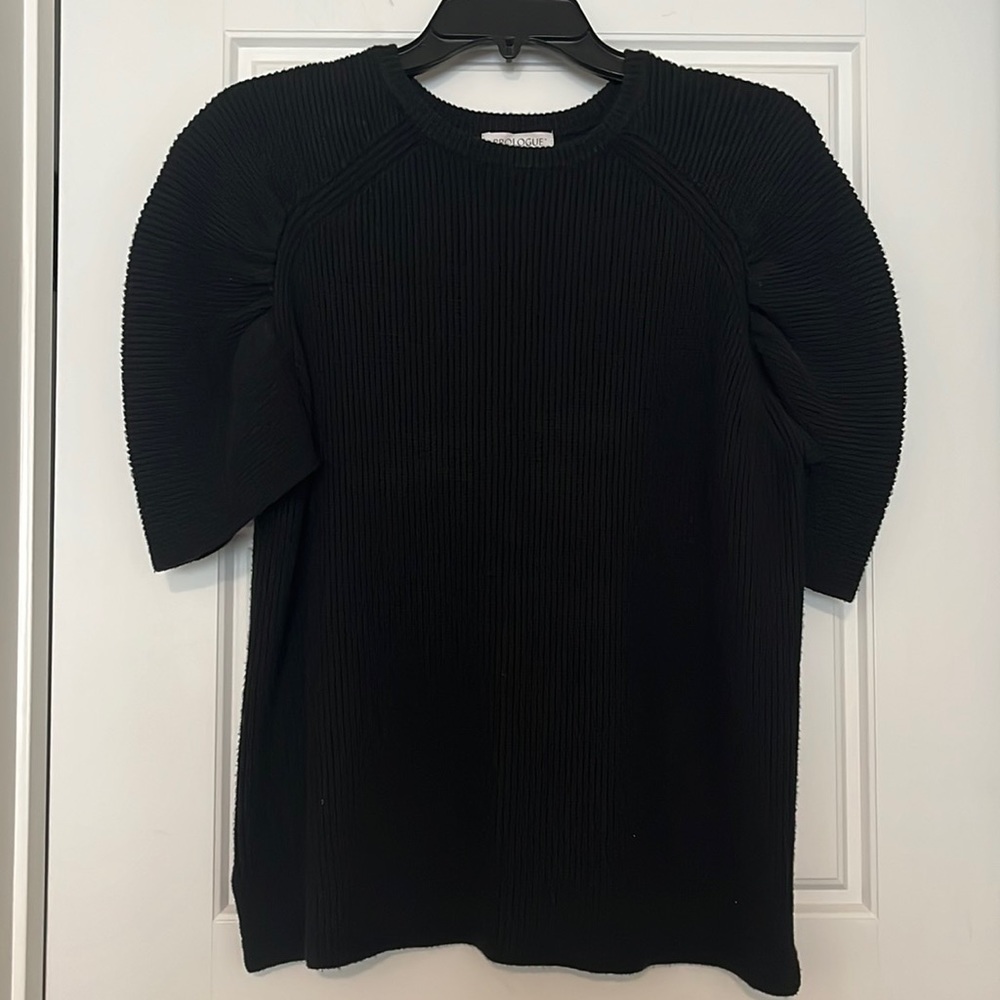 Prologue sweater size L
